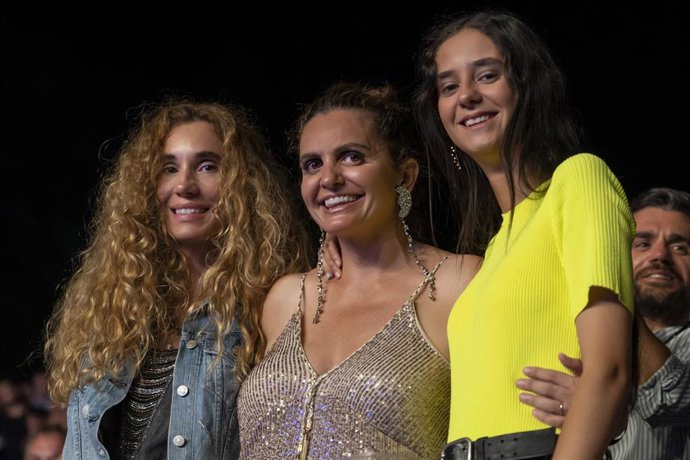 Victoria Federica y Blanca Cuesta en el concierto de Pablo López