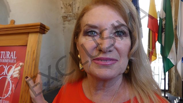 Gloria Mohedano en la presentación de la Semana Cultural de Rocío Jurado