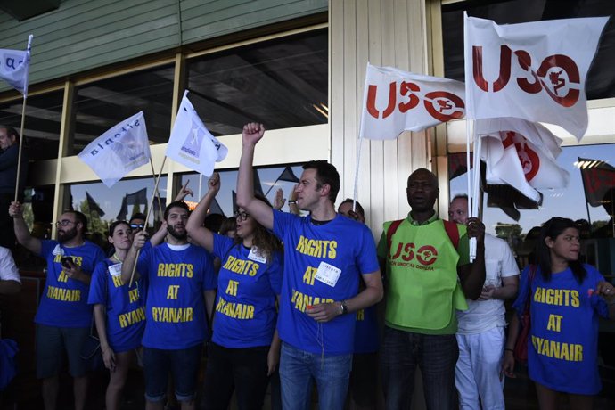 Trabajadoes de Ryanair protesten en eMadrid-Barajas Adolfo Suárez durant la vaga de finals de juliol de 2018