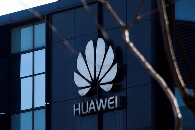 AMP2.- EEUU/China.- EEUU extiende por otros 90 días su moratoria a Huawei