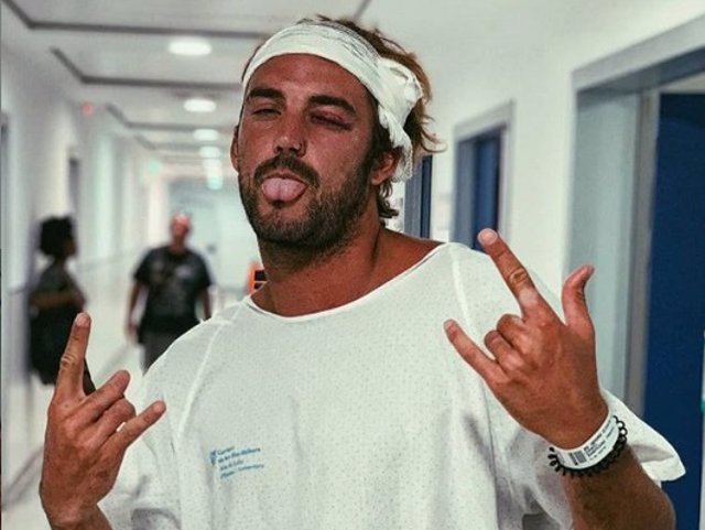 Logan Sampedro ingresado en el hospital Can Misses tras su accidente en el ojo