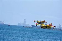 Los medios aéreos retoman las descargas centrándose en la Cuenca de Tejeda, el Valle de Agaete y Guayedra