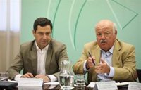 Juanma Moreno preside la reunión del gabinete de seguimiento para analizar la situación del brote de listeriosis