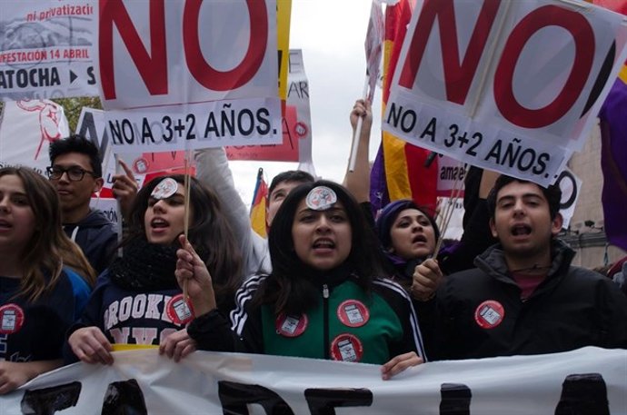 Imagen de archivo de una protesta de la 'Marea verde'.