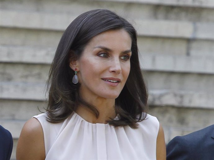 LA REINA LETIZIA VISITA LAS SALAS MARÍA MOLINER Y LARRA DE LA BIBLIOTECA NACIONAL DE ESPAÑA