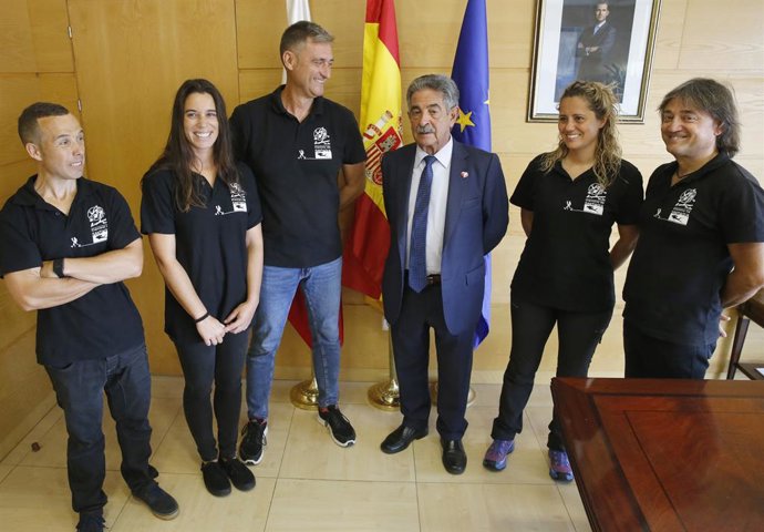 Camino De Santiagua. Presidente. Revilla