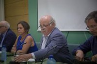 Aguirre defiende que la "capacidad de respuesta" de la Junta ante el brote de Listeria "ha sido bastante buena"