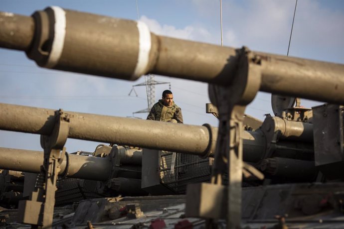 O.Próximo.- El Ejército israelí bombardea objetivos de Hamás tras el disparo de 