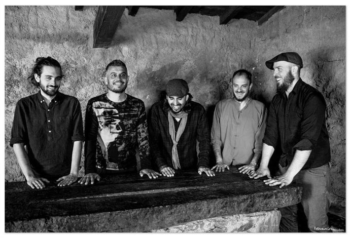 El grupo Entavía llega a Arroyo de la Luz