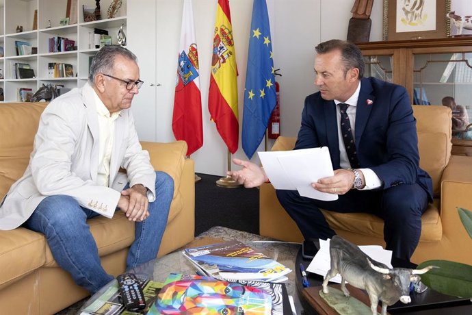 Medio Cudeyo.- El Gobierno y el Ayuntamiento estudiarán medidas para potenciar e