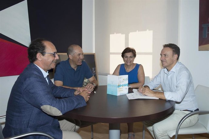 De la Encina durante la reunión