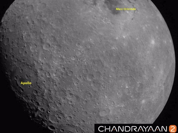 Primera imagen de la Luna enviada por la nave india Chandrayaan 2