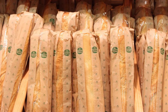 Los hogares españoles desperdician más de 62,3 millones de kilos de pan al año, 
