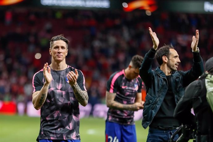 Fernando Torres celebrando el título de la Liga Europa con el Atlético