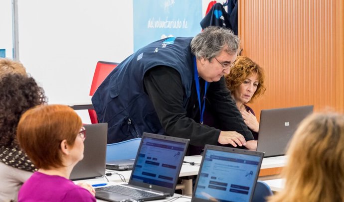 Red de voluntariado digital de la Cruz Roja