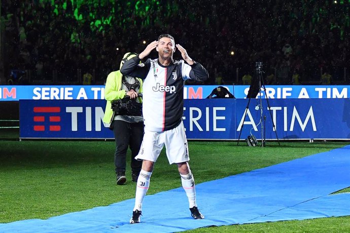 Cristiano Ronaldo celebra el título de la Serie A con la Juventus.
