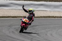 Arbolino y Márquez firman con récord las 'poles' de Moto3 y Moto2 en Silverstone