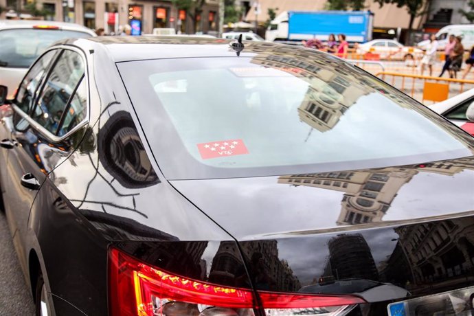 Economía/Empresas.- Los coches de firmas como Uber y Cabify se frenan en Madrid 