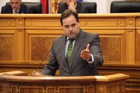 Núñez carga contra Ruiz por "radical e izquierdoso", le recuerda que PP lidera la oposición y pregunta quién manda en Cs