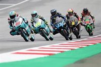 Ramírez gana en Moto3 y Fernández en Moto2, con Canet y Márquez por los suelos