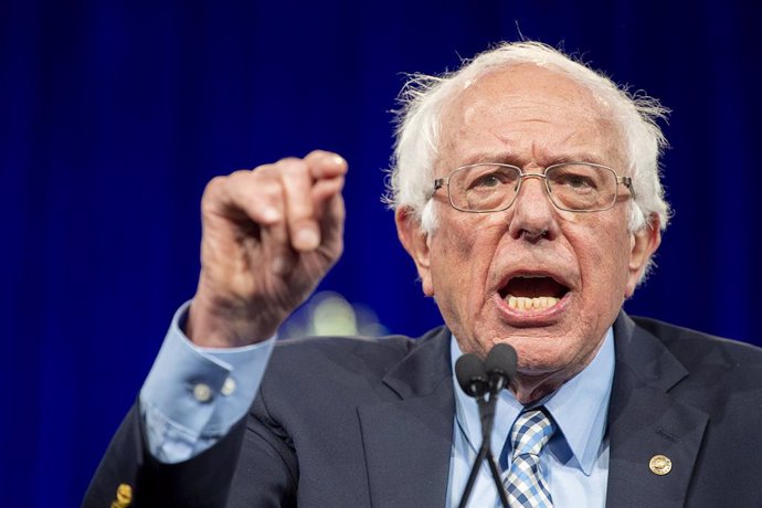 EEUU.- Sanders critica la "irracional" política de aranceles de Trum