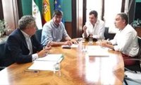 Moreno se reúne con Marín y Bendodo para mejorar medidas de atención al consumidor