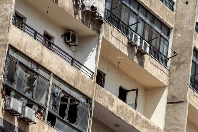 Edificio afectado por la explosión de un supuesto dron israelí en Beirut