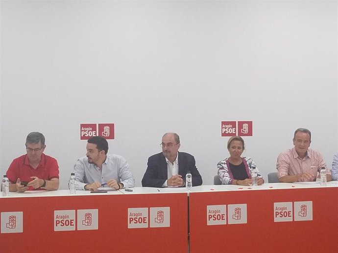 Foto durante la comisión ejecutiva regional presidida por Javier Lambán en la sede del PSOE-Aragón este lunes 26.