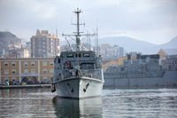 La Armada realiza las labores necesarias para la recuperación de la operatividad del buque varado en aguas de La Manga