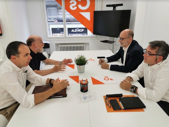 Reunión de Cs con representantes del Sindicato Médico