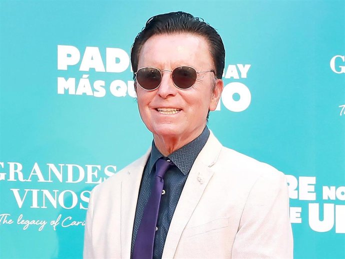 Ortega Cano en la presentación de la película 'Padre no hay más que uno'