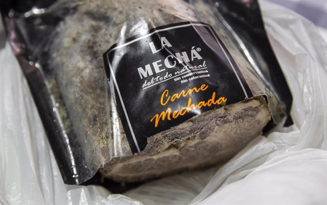 Imágenes de recursos de la carne mechada de Magrudis.