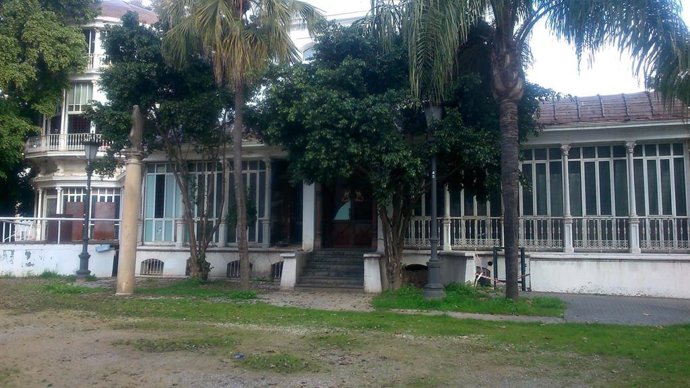 El edificio de la discoteca Bandalai, deteriorado desde su abandono por la empresa adjudicataria