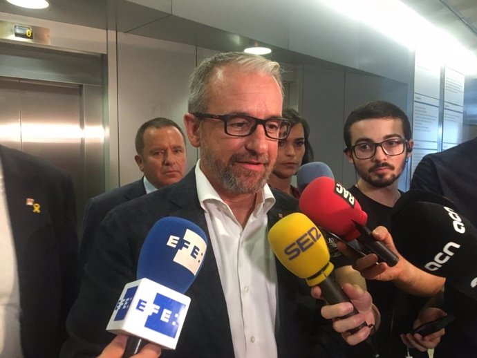 El secretario general de Trabajo, Asuntos Sociales y Familias, Josep Ginesta, en declaraciones a los medios este miércoles.