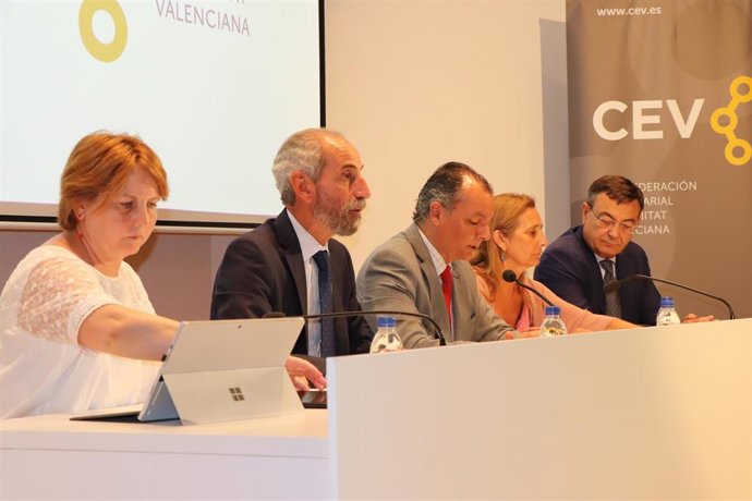 Reunión de los órganos de gobierno de la CEV (imagen de archivo)