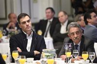Revilla afea a Sánchez que no le haya llamado para concertar la reunión