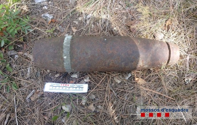 Artefacte explosiu recollit pels Mossos d'Esquadra