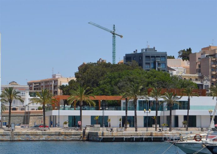 Paseo del Muelle Alfonso XII