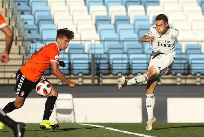 Fran Garcia del Real Madrid Castilla en un partido ante el Cartagena
