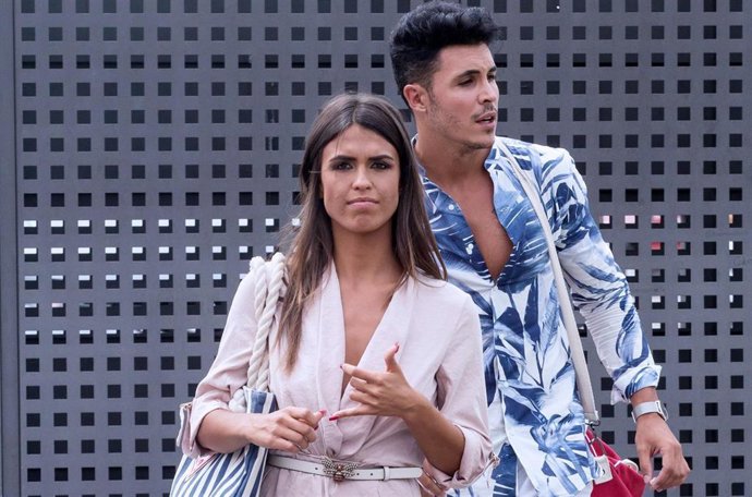 Sofía Suescun y Kiko Jiménez salen de Telecinco