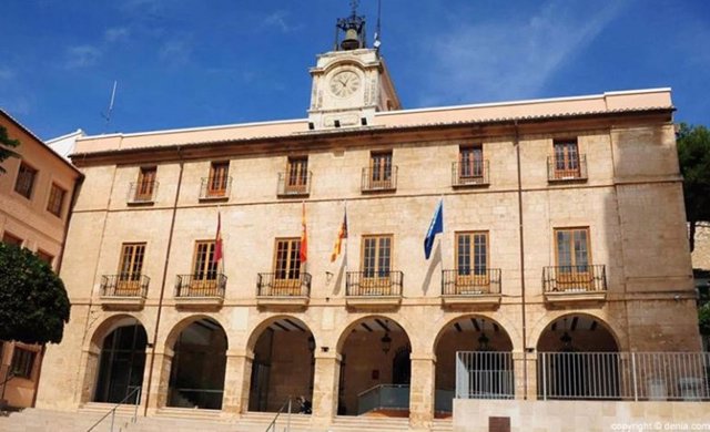 Fachada Ayuntamiento Dénia (Alicante)