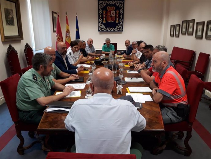 Reunión de la Junta de Seguridad por el paso de la Vuelta Cilcista a España por Navarra.