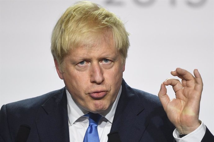 Brexit.- Johnson dice que hacer creer que el Parlamento puede bloquear el Brexit