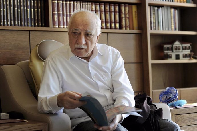 El clérigo turco Fetulá Gulen, exiliado en Estados Unidos