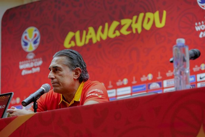 Sergio Scariolo en rueda de prensa en China