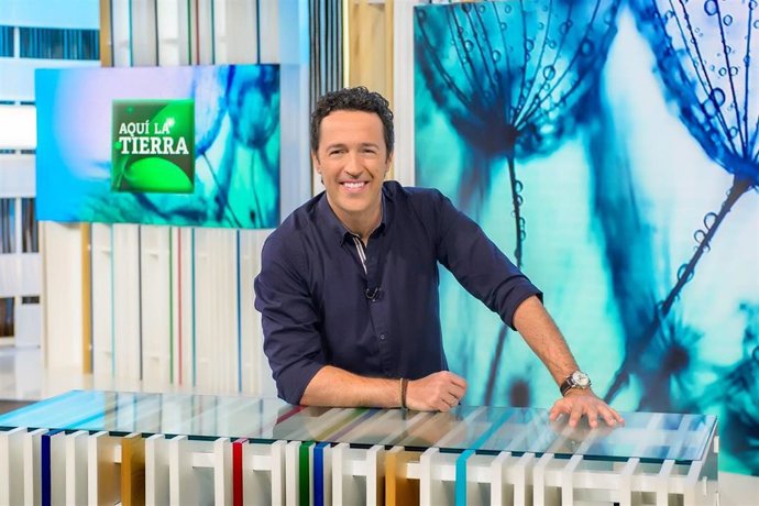 El presentador del programa 'Aquí la Tierra', Jacob Petrus.