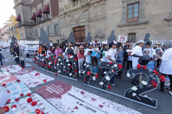 México.- Las autoridades mexicanas han localizado más de 4.800 cadáveres en fosa