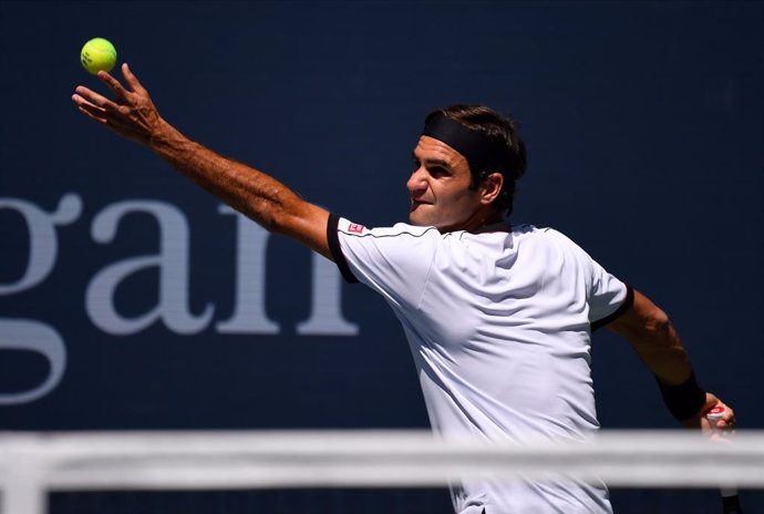Tenis/US Open.- Federer se pone serio para volar a octavos en Nueva York