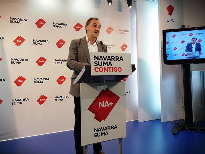 Esparza critica el "desprecio" del PSN a NA+ pero le ofrece una "batería de pactos" para "la prosperidad de Navarra"