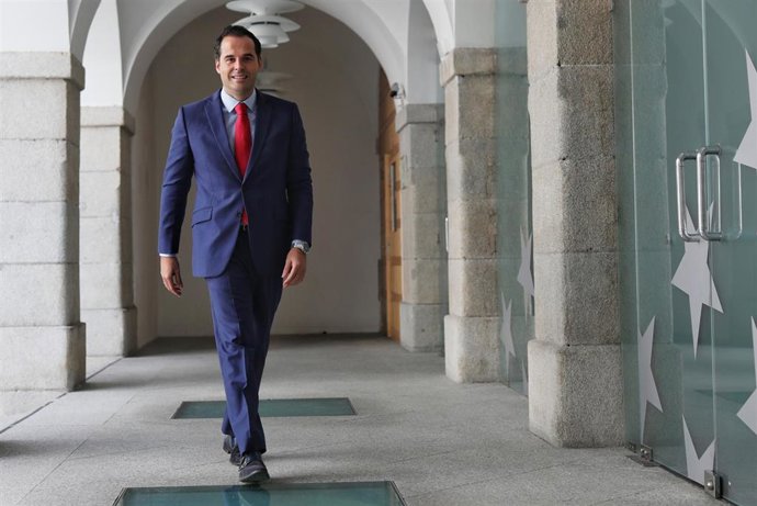 VÍDEO: Aguado resalta "profesionalidad" de Rafael Prieto para volver a situar a 